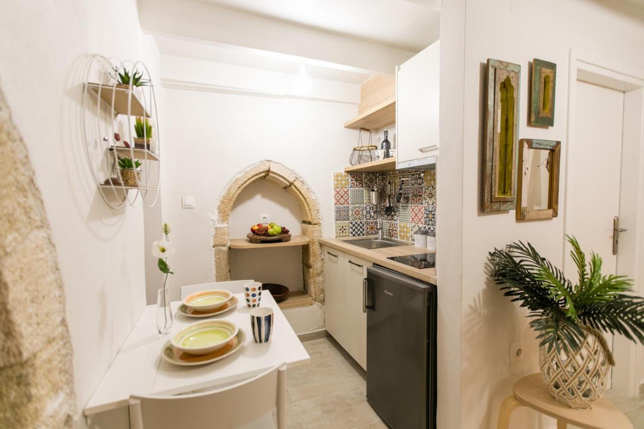 Kamaraki Suites Rethymno  ภายนอก รูปภาพ