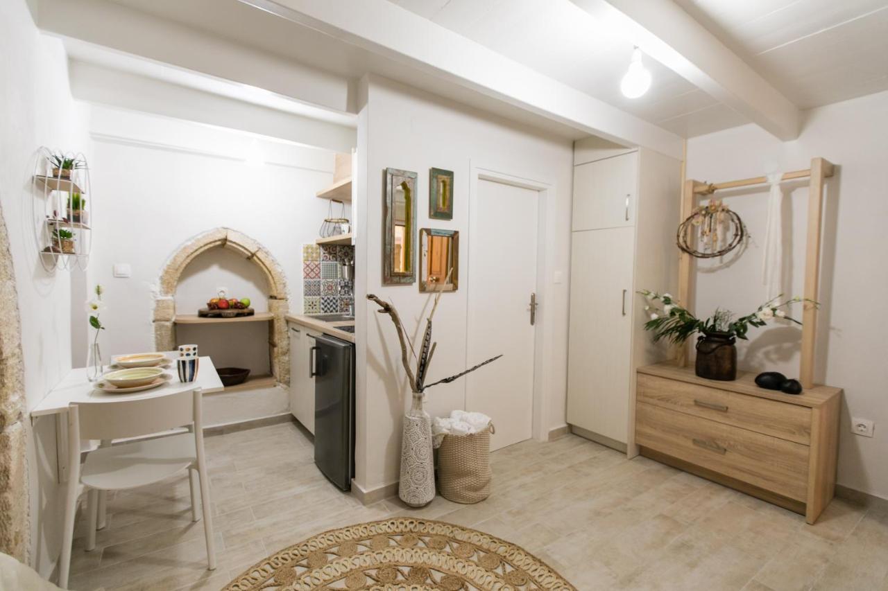 Kamaraki Suites Rethymno  ภายนอก รูปภาพ
